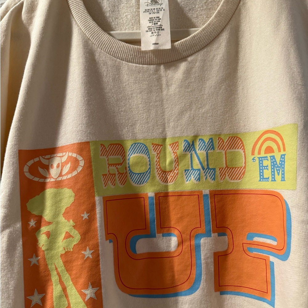 Disney Round 'Em Up Women’s Sweatshirt - Cream and Orange